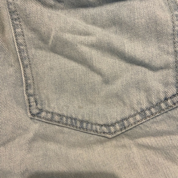 High Waisted Belted Jean Shorts - Picture 3 of 4